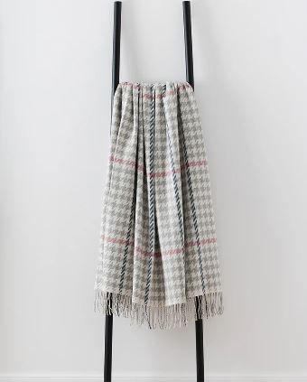 Merino Carroglen Throws