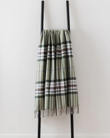 Merino Moraig Throws