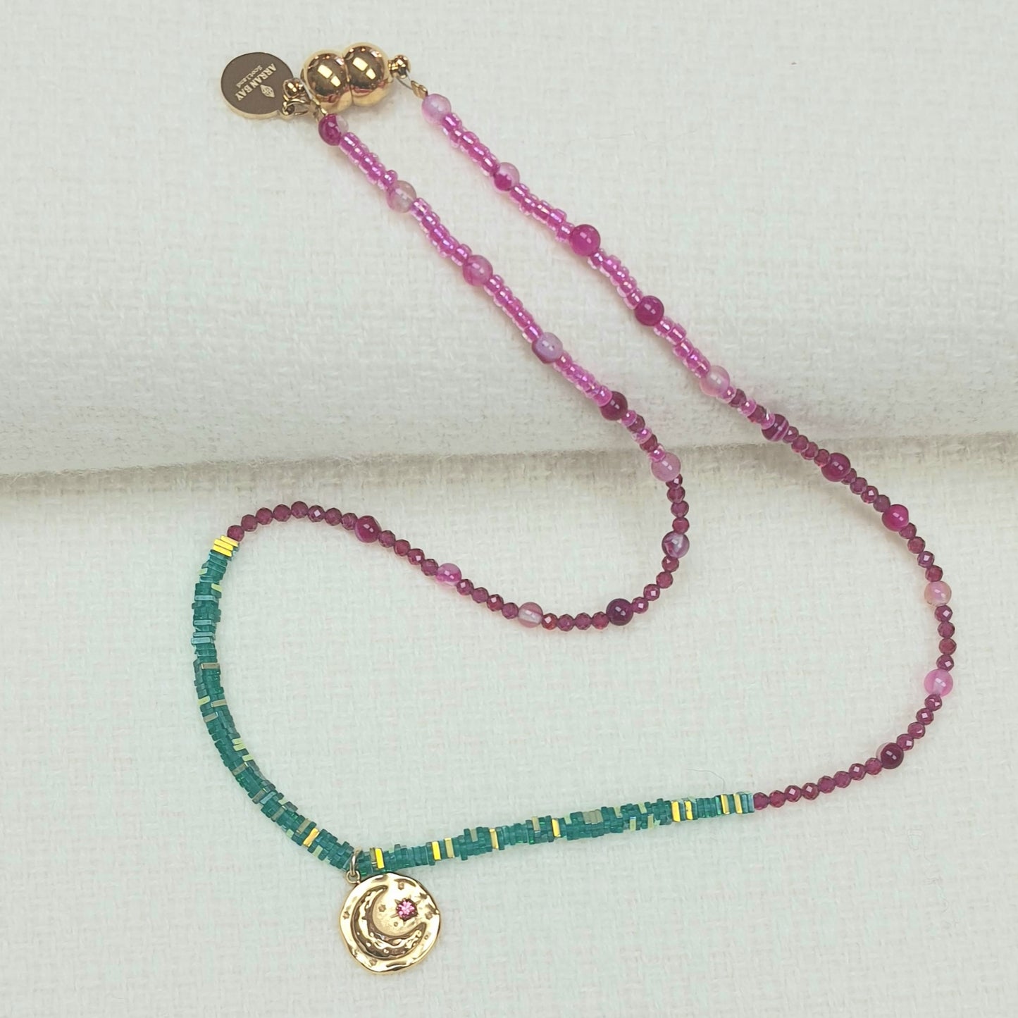 Gold Pendant Jewellery - Crescent Moon